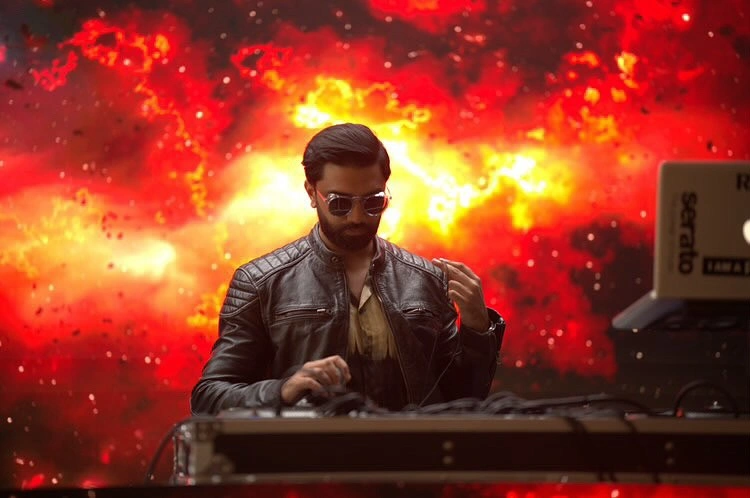 DJ Faraz, le Sarcellois qui enflamme les mariages Desi (et a fait danser DJ Snake)