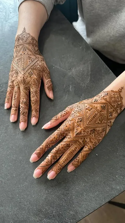 Henna Tahera 2