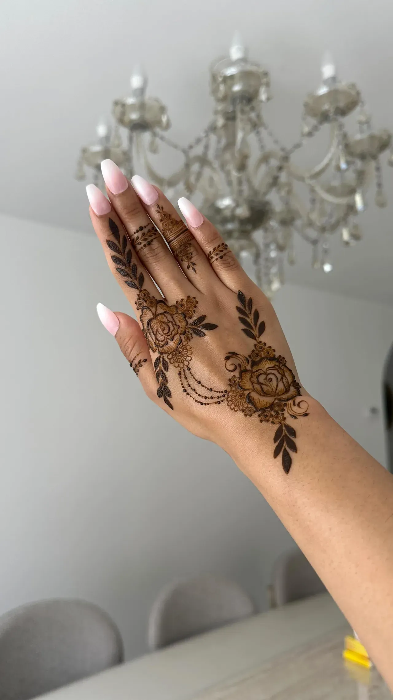 Henna Tahera 3