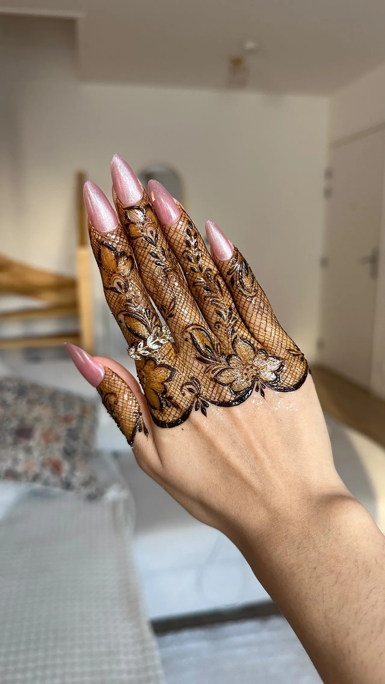 Henna Tahera 5