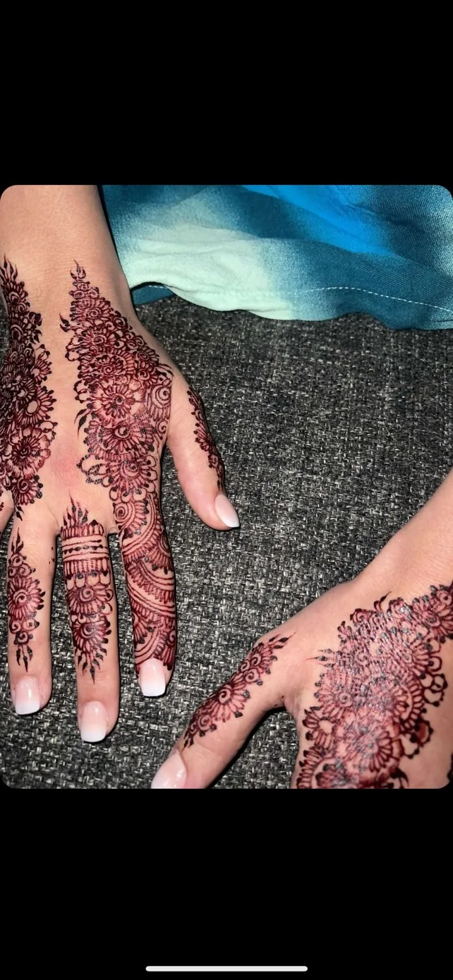Henna Design 4