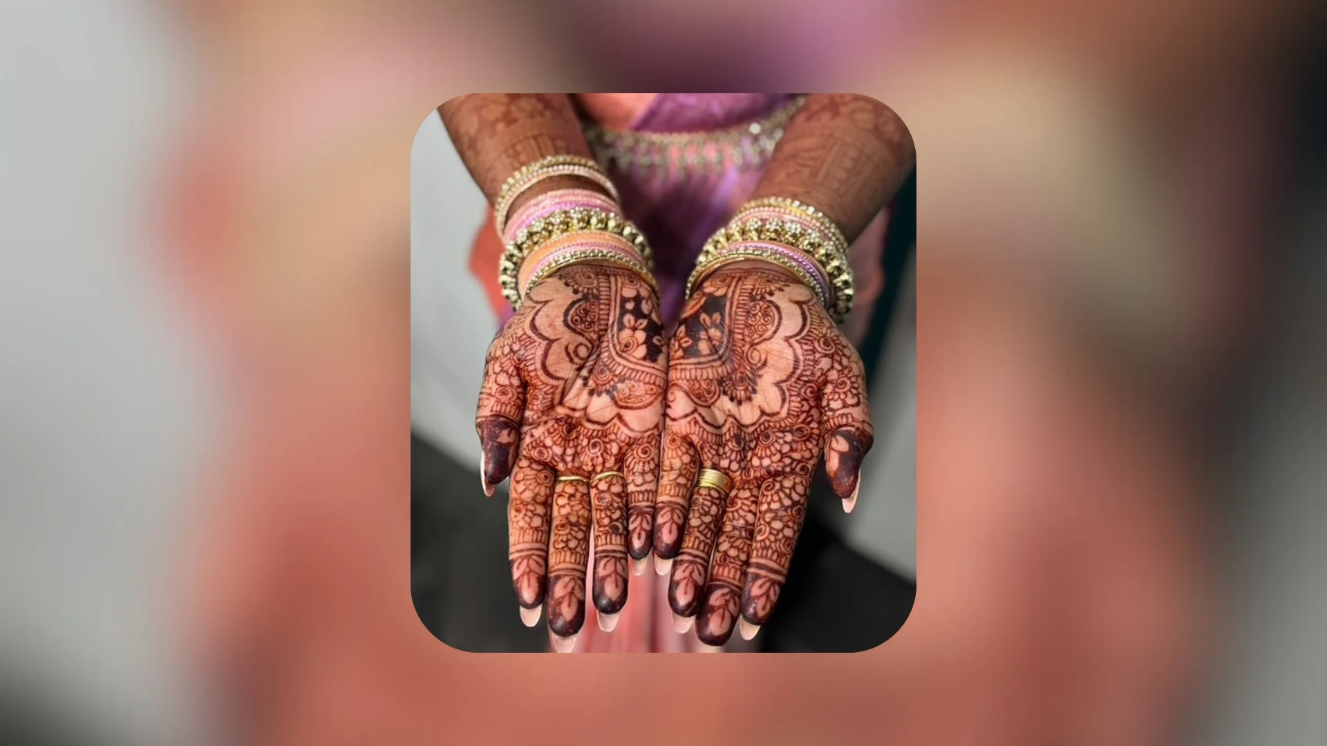 Vinoja Mehndi Artiste