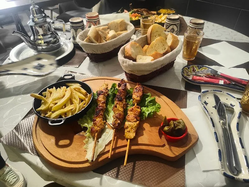 Cafe Restaurant La Belle Vue