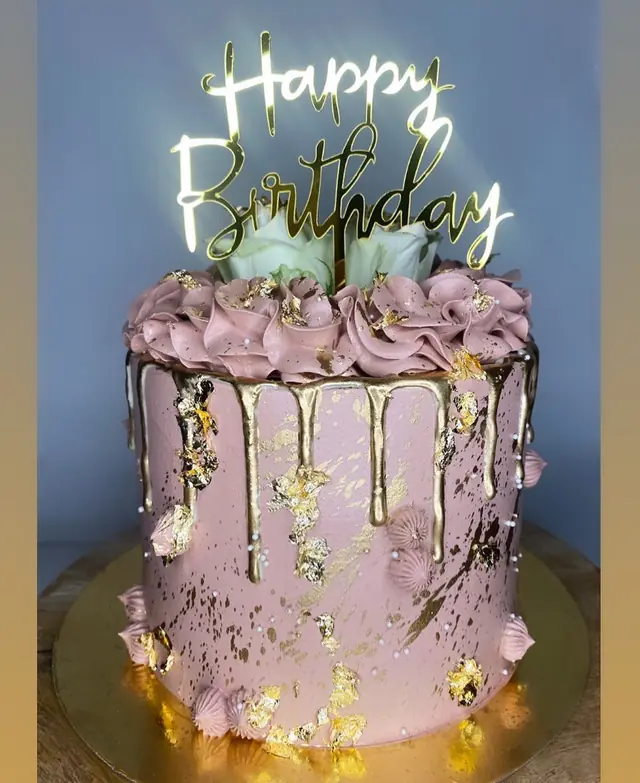 Cake / Pâtisserie — Cake Diamant à Drancy — Desi Corner