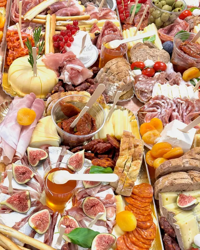 Resto & Traiteur — Maison fusion à Noisy-le-Sec — Desi Corner