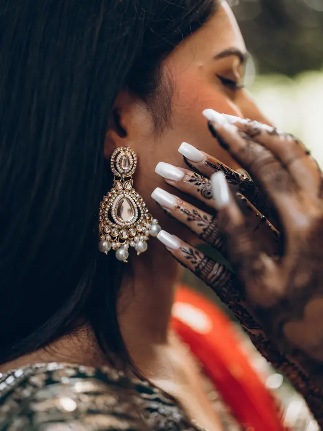 Bijoux — Vaíra à Paris — Desi Corner