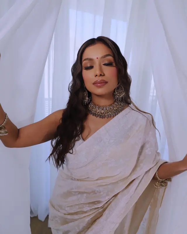 Bijoux — Vaíra à Paris — Desi Corner