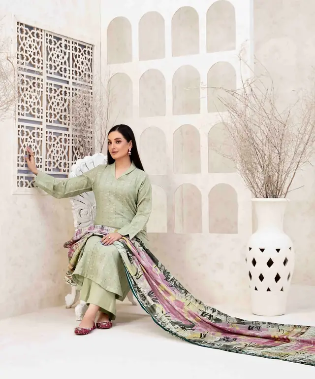 Prêt à porter — Tasneem Couture Beauté à Pantin — Desi Corner