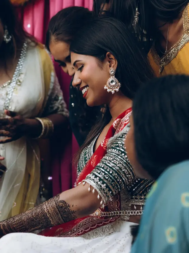 Bijoux — Vaíra à Paris — Desi Corner