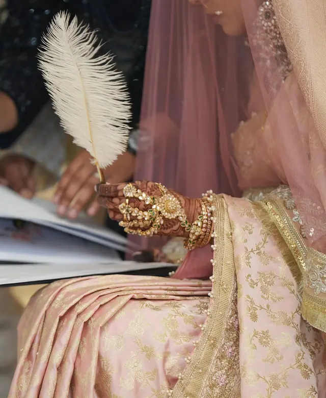 Henné — Mehendi by Kajal à Paris — Desi Corner