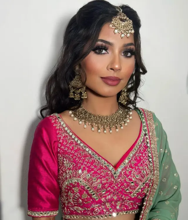 Hair & Makeup — Ambz Makeup à Paris — Desi Corner