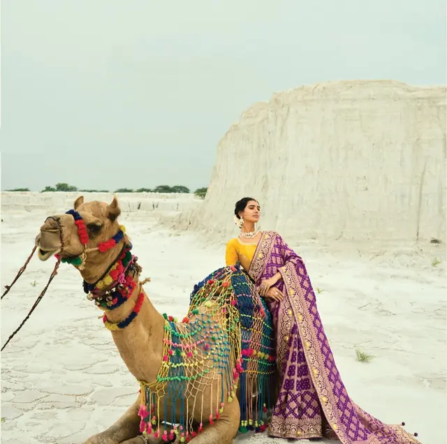 Prêt à porter — Inavaa Collection à Paris — Desi Corner