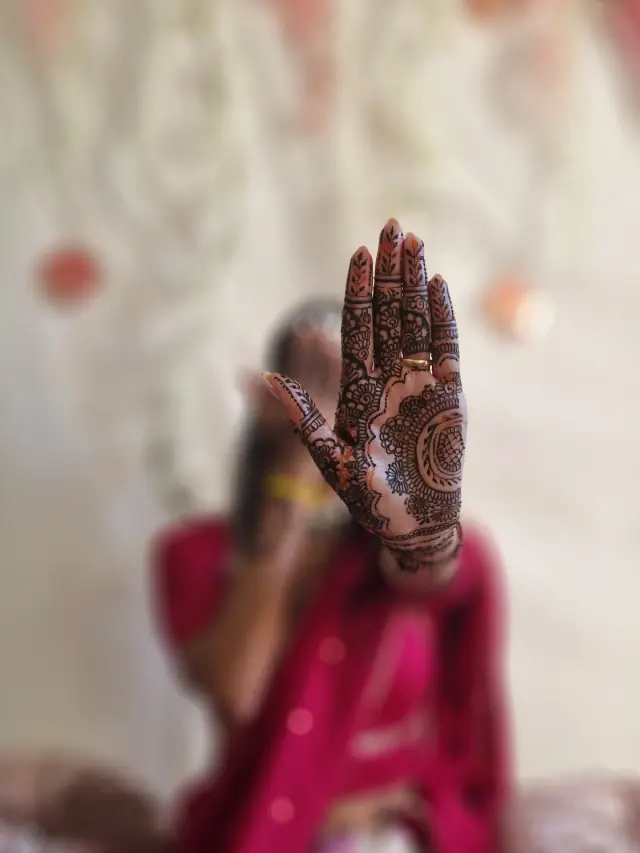 Henné — SP Henné Design à Évry — Desi Corner