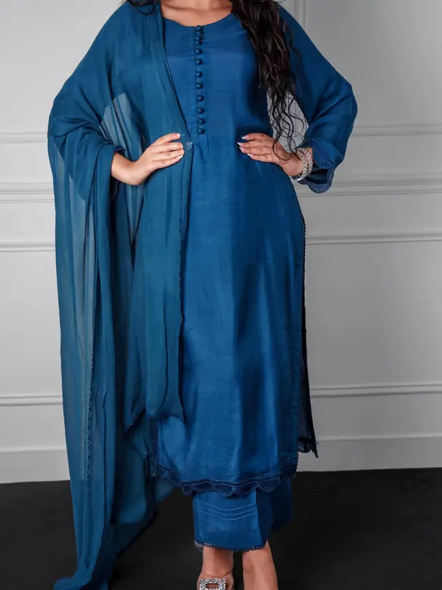 Prêt à porter — Maison Aliyah à Paris — Desi Corner