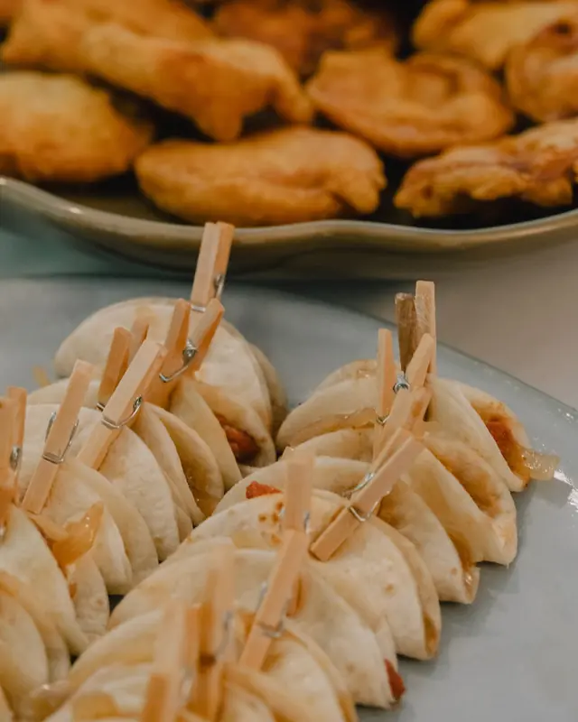 Resto & Traiteur — Les délices de Paon - Traiteur à Paris — Desi Corner