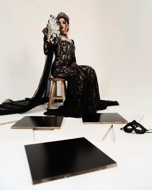 Photo & Vidéo — Naumanoscop à Colombes — Desi Corner