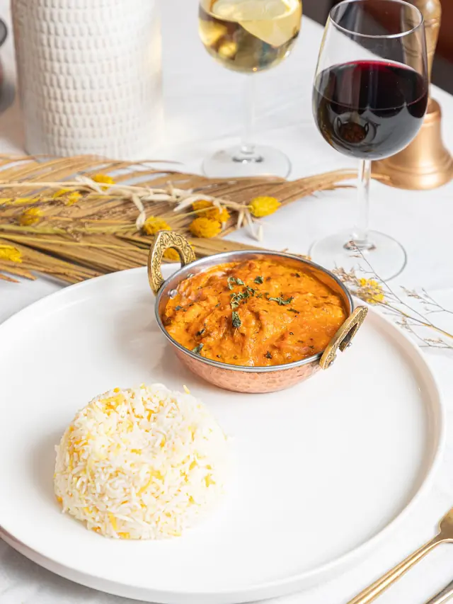 Resto & Traiteur — Les délices de Paon - Traiteur à Paris — Desi Corner