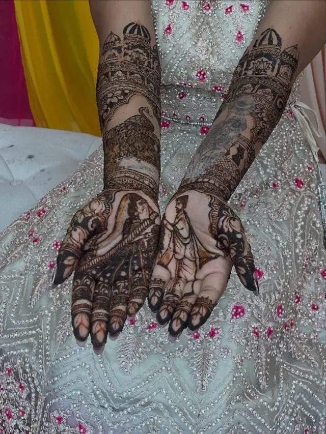 Henné — Vinoja Mehndi Artiste à Paris — Desi Corner