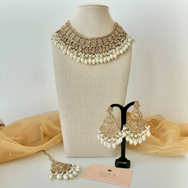 Bijoux — Diya Jewels à Meaux — Desi Corner