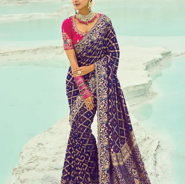 Prêt à porter — Inavaa Collection à Paris — Desi Corner