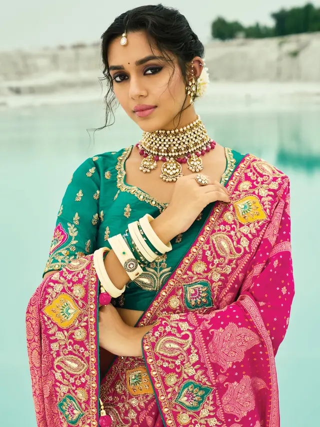 Prêt à porter — Inavaa Collection à Paris — Desi Corner