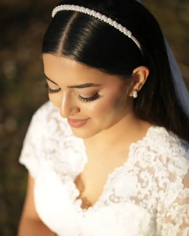 Hair & Makeup — Ambz Makeup à Paris — Desi Corner