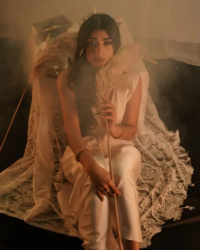 Photo & Vidéo — Naumanoscop à Colombes — Desi Corner