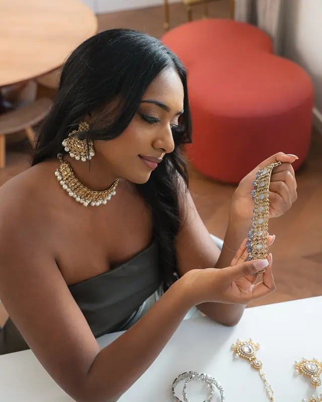 Bijoux — Vaíra à Paris — Desi Corner