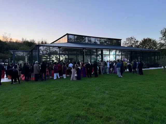 Salle de mariage — Trèfle de l'orangerie — Desi Corner