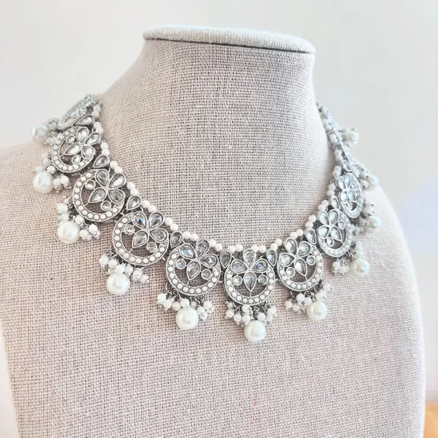 Bijoux — Diya Jewels à Meaux — Desi Corner