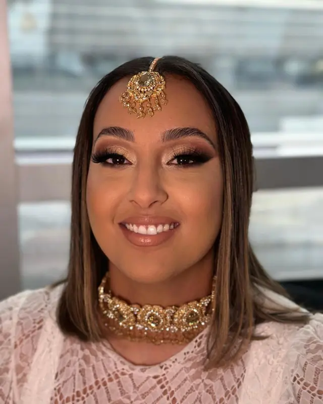 Hair & Makeup — Makeup By Tahera à Cergy — Desi Corner