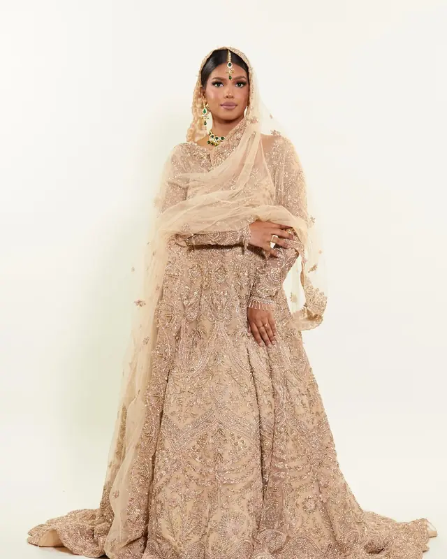 Prêt à porter — Sayra à Créteil — Desi Corner