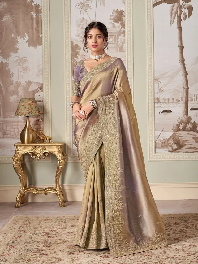 Prêt à porter — Inavaa Collection à Paris — Desi Corner