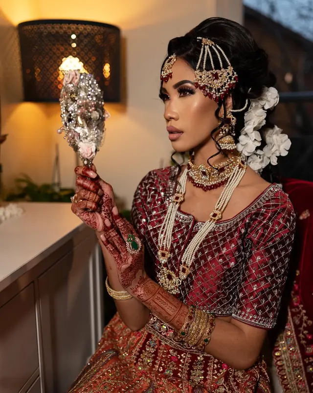 Henné — Nens Hennaya à Le Blanc-Mesnil — Desi Corner