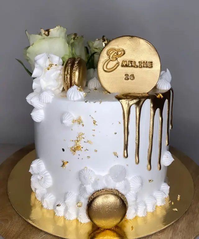 Cake / Pâtisserie — Cake Diamant à Drancy — Desi Corner