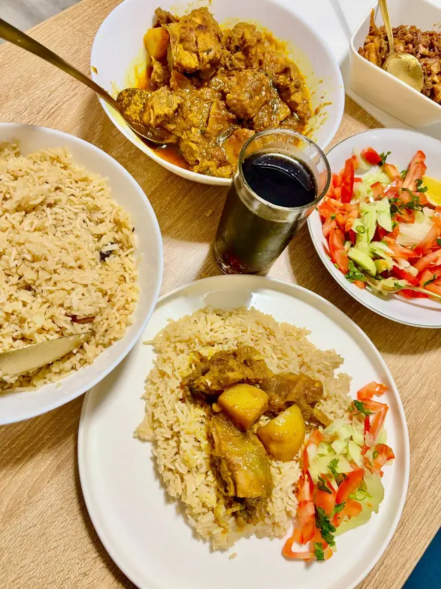 Resto & Traiteur — Maison fusion à Noisy-le-Sec — Desi Corner