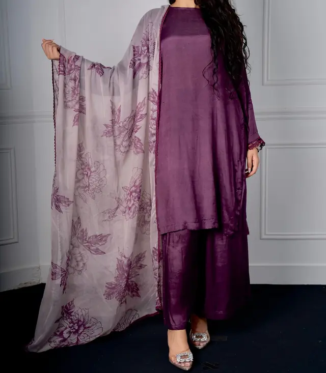 Prêt à porter — Maison Aliyah à Paris — Desi Corner