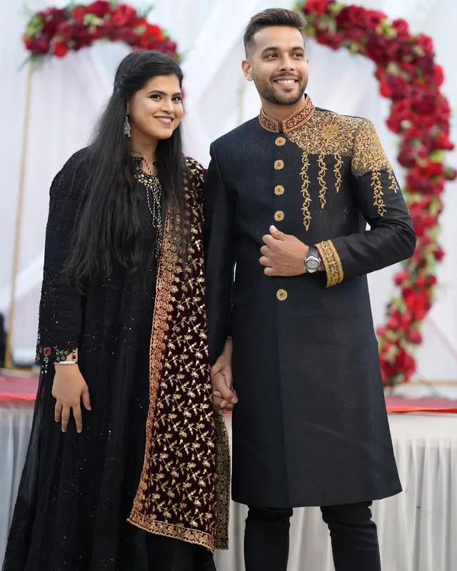 Prêt à porter — Aayat Ke Collection à Paris — Desi Corner