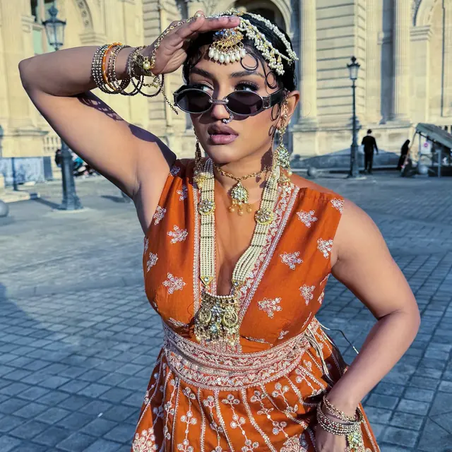 Hair & Makeup — Tanzeela Beauty à Paris — Desi Corner