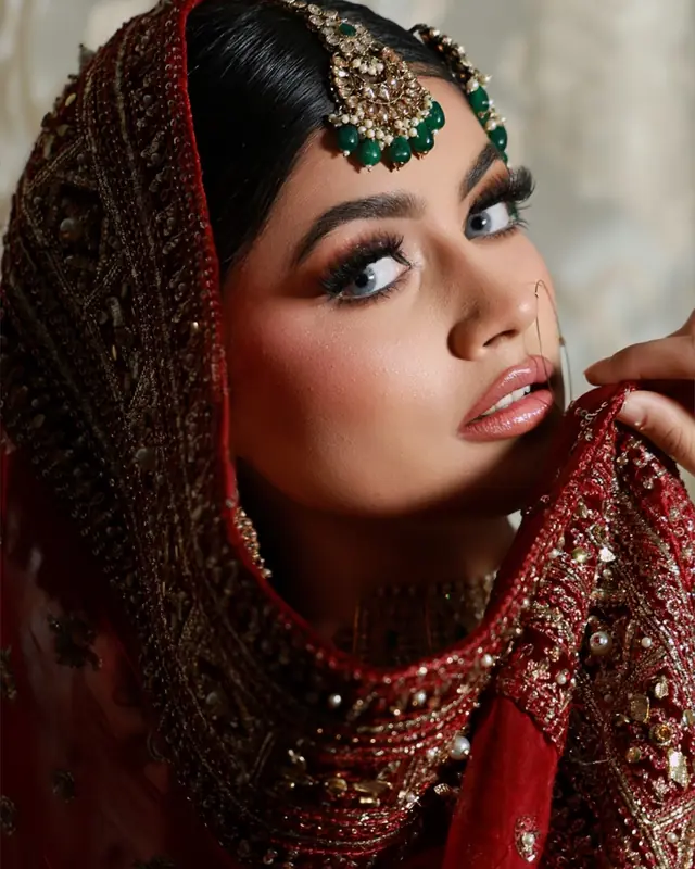 Hair & Makeup — Tanzeela Beauty à Paris — Desi Corner