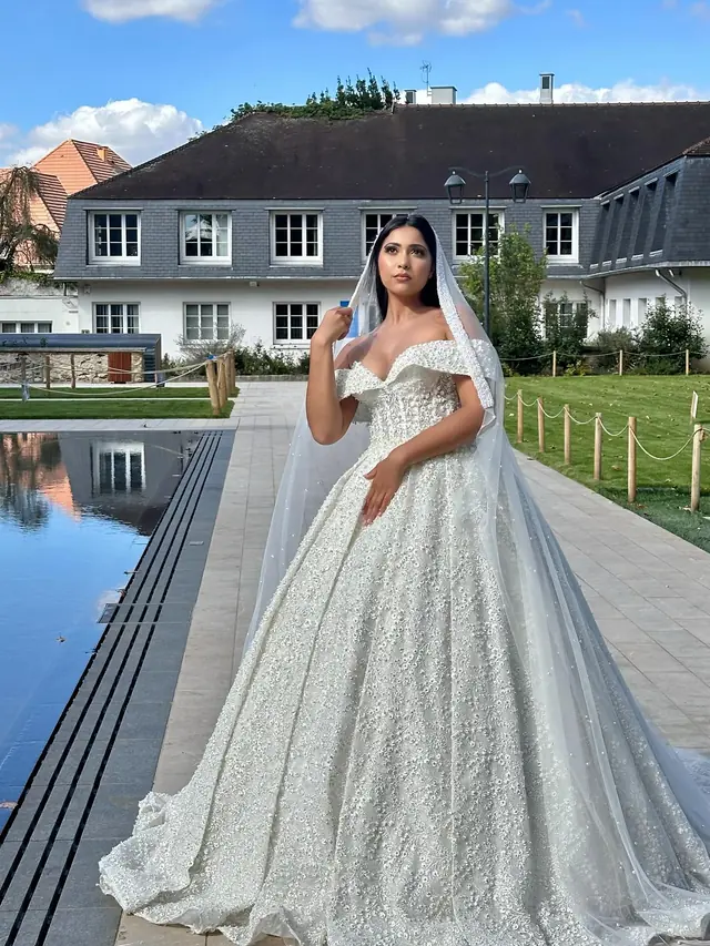 Hair & Makeup — Glam By Sham à Pontault-Combault — Desi Corner