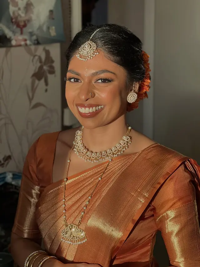 Hair & Makeup — Madusha à Paris — Desi Corner