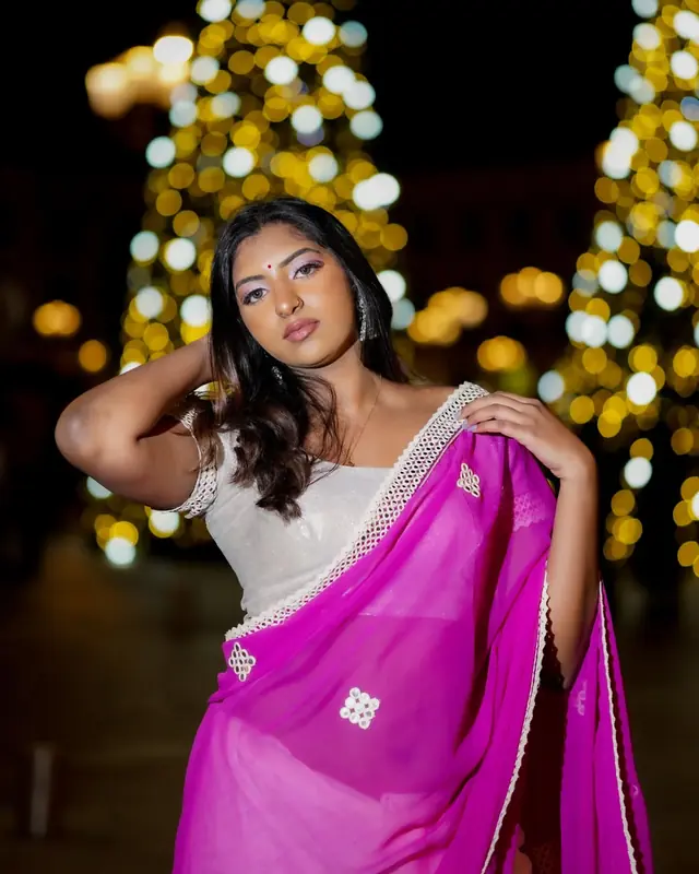 Prêt à porter — Aayat Ke Collection à Paris — Desi Corner