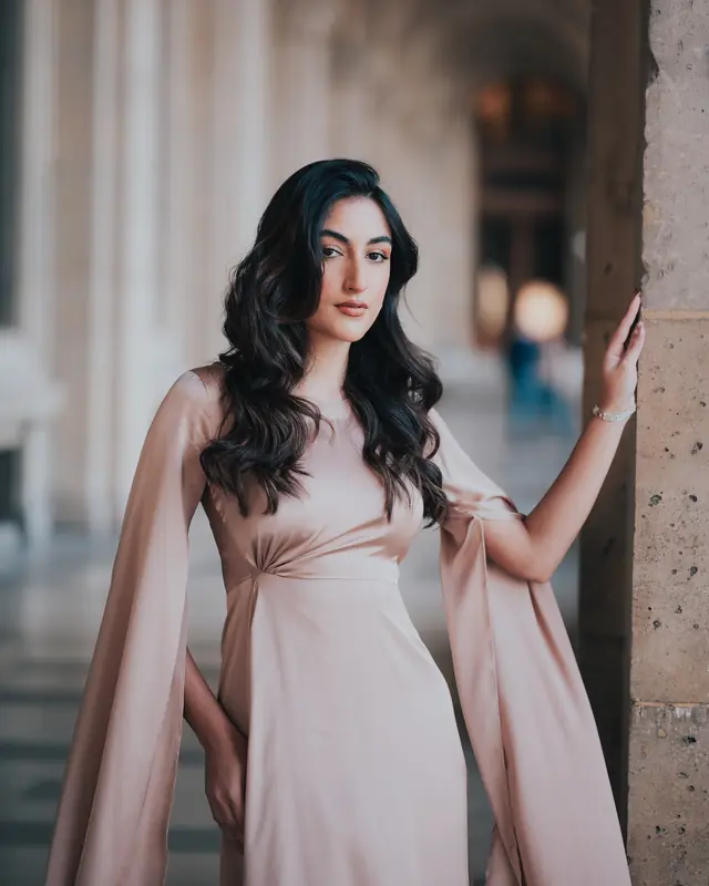 Hair & Makeup — Mak Beauty Artist à Paris — Desi Corner