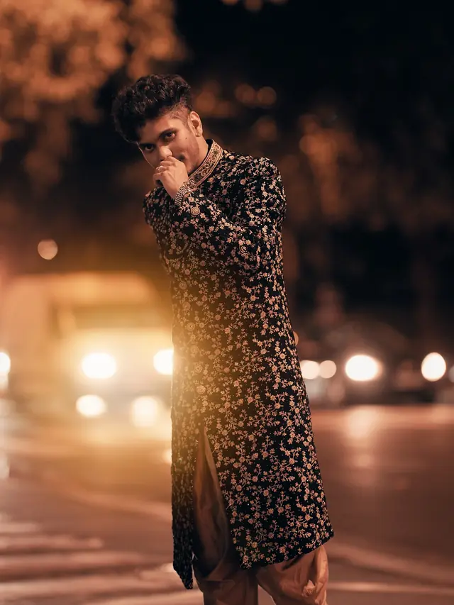 Prêt à porter — Aayat Ke Collection à Paris — Desi Corner