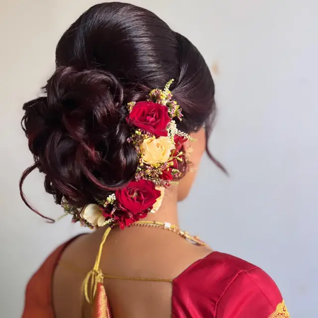 Hair & Makeup — Riiya Makeup à Paris — Desi Corner