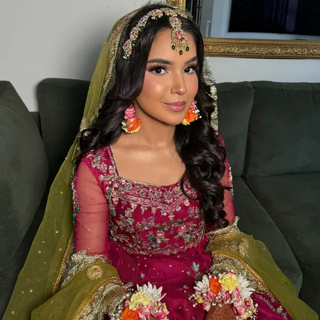 Hair & Makeup — Tanzeela Beauty à Paris — Desi Corner