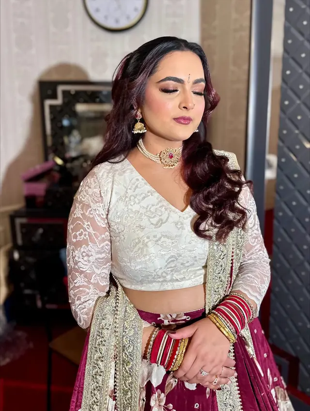Hair & Makeup — Glam By Sham à Pontault-Combault — Desi Corner