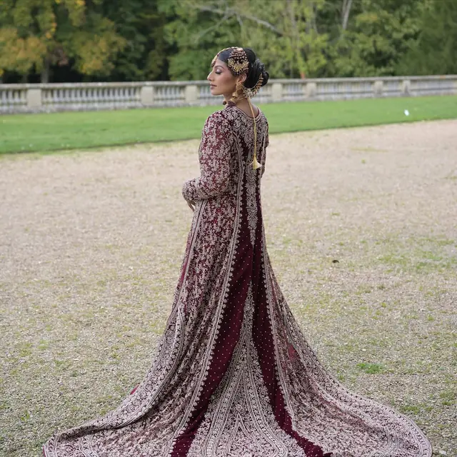 Prêt à porter — Rentyourlook à Saint-Gratien — Desi Corner