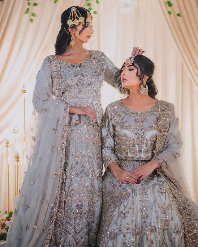 Hair & Makeup — Mehreen Makeup à Persan — Desi Corner